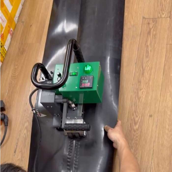 Máy hàn bạt nhựa HDPE giá rẻ chuyên bạt dày 1mm -2mm