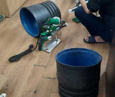 m&aacute;y h&agrave;n ống nhựa